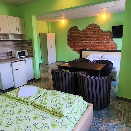 Apartments And Guest Rooms 