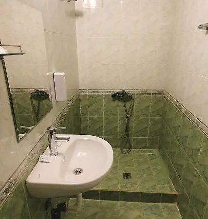 Apartments And Guest Rooms 