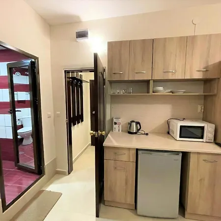 Apartments And Guest Rooms 