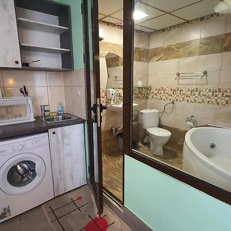 Apartments And Guest Rooms 